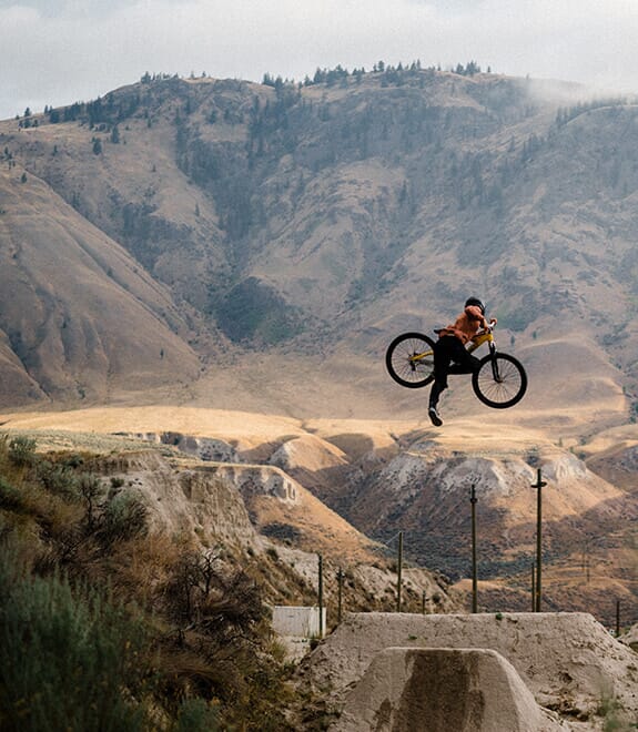 SS23_Lookbook_section_4-04